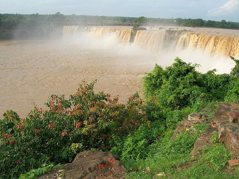 waterfalls of india in monsoons