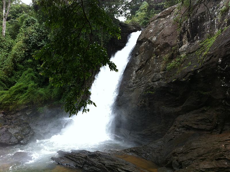 waterfalls of india in monsoons